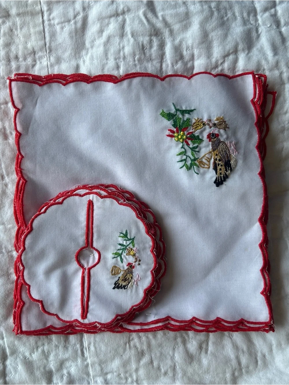 Rare vintage embroidered napkin and drink coaster 24 piece set